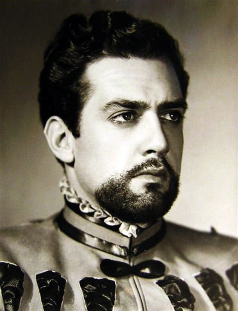 Raymond Burr's Childhood Life - Biography and Movie ...