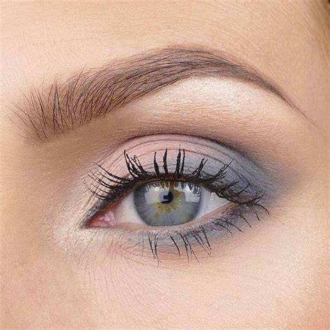 Matte Blue Gray Eyeshadow Eyemakeups Pretty Eyeshadow Grey Eyeshadow Eye Makeup Tips