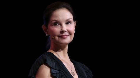 Judge Dismisses Ashley Judds Sexual Harassment Claim Against Harvey Weinstein Npr