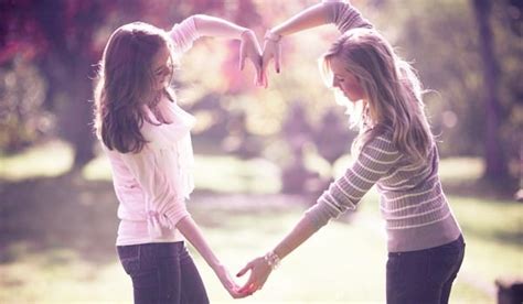 5 Things That You Can T Your Bff For Friendships Day