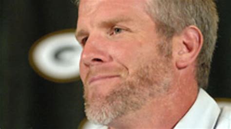Packers Qb Brett Favre Announces Retirement