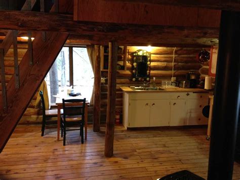 And they all have the amenities you've come to expect while you're on vacation. Cozy Up With a Book In This Fairytale Log Cabin in Bend ...