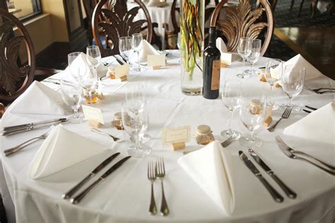 10 Wedding Table Decoration And Place Setting Ideas From