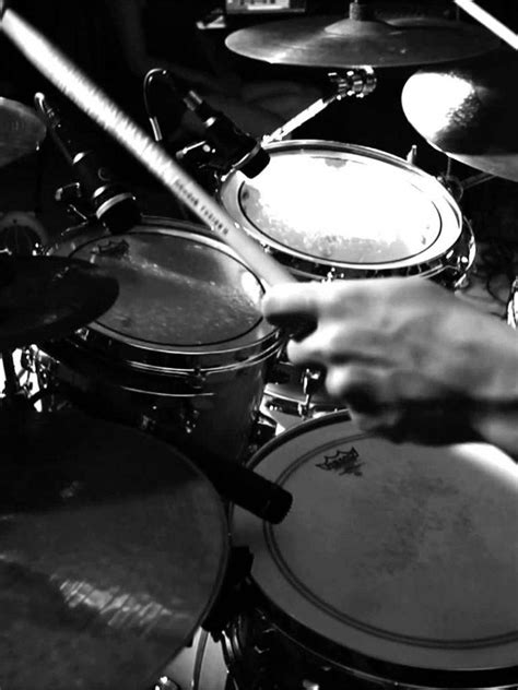 Black And White Drums Wallpaper