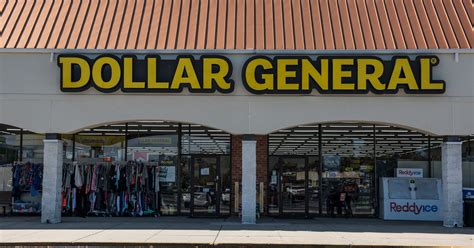 Dollar General: First shoppers get gift card at new Westover store