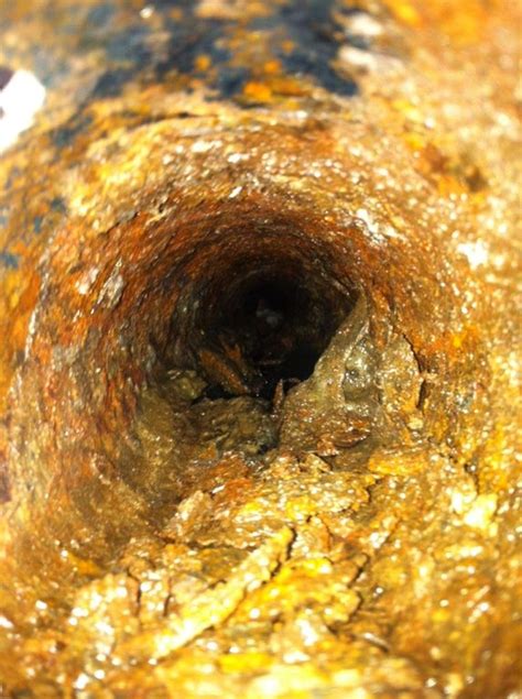 עכשיו אתה כבר יודע את זה, מה שאתה מחפש, אתה בטוח למצוא את זה על aliexpress. The inside of a fifty+ year old cast iron sewer pipe ...