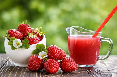 Cara Membuat Jus Strawberry Enak Dan Bikin Awet Muda