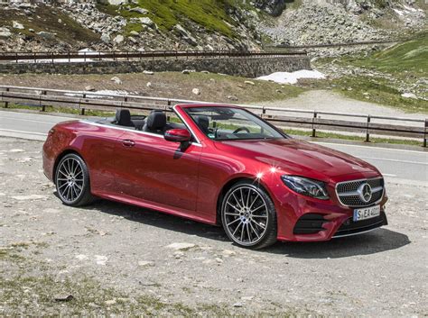 Üstelik her zamankinden daha dinamik ve daha üstün. Mercedes E 300 Cabriolet im Fahrbericht - auto motor und sport