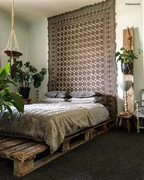 What is a contemporary bedroom? 100 DIY Recycled Pallet Bed Frame Designs - Easy Pallet Ideas