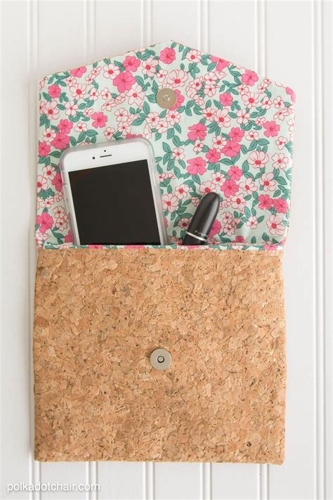 This how to video will show you how to make a simple fabric clutch without using a sewing machine. DIY Monogrammed Cork Clutch Tutorial - The Polka Dot Chair