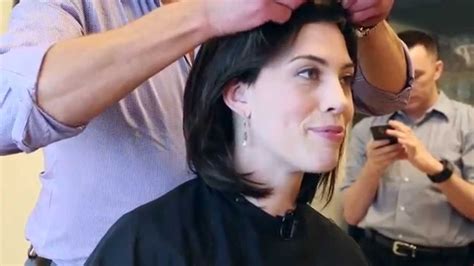 The Wigging Breast Cancer Patient Shaves Head Before