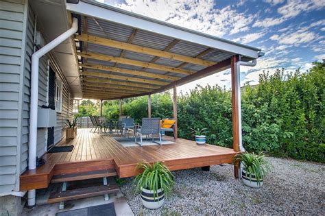 Low Level Deck And Non Insulated Patio Roof Brisbane Patio Deck Designs Backyard Patio Roof