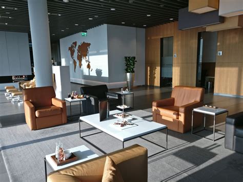 Review Lufthansa First Class Lounge München Satellite Reisetopia