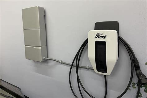 Ford F150 Lightning Charger