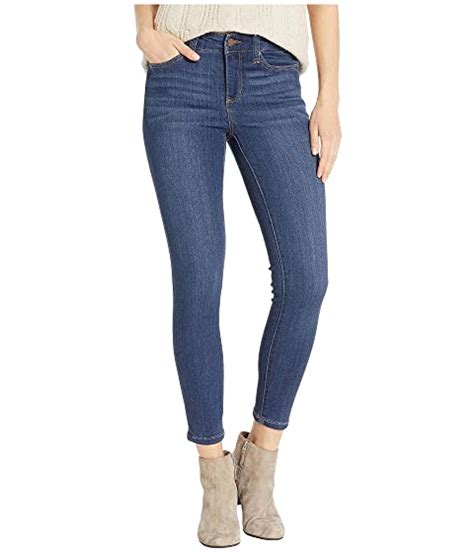 Where To Find Extra Short Jeans For Petite Women