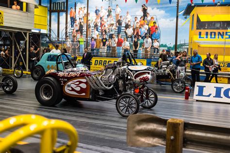 Lions Drag Strip Museum The Roar Is Back In Long Beach