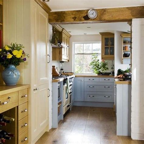 40 Stunning Small Cottage Kitchens Decorating Ideas Small Cottage
