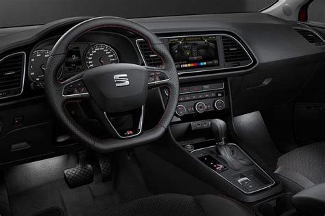 Onze dienstverlening stopt niet met de aanschaf van uw auto. SEAT Leon Hatchback Hatch 5Dr 1.4 eHybrid PHEV 12.8kWh ...