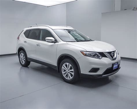 Pre-Owned 2016 Nissan Rogue SV AWD Sport Utility