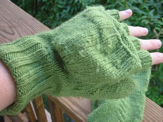 20 free crochet mittens pattern. Convertible Mittens pattern by Patti Pierce Stone ...