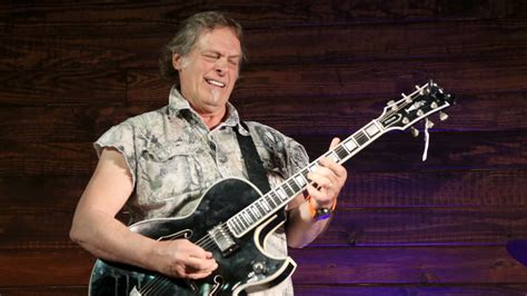 Ted Nugent Who Once Dismissed Covid 19 Sickened By Virus Nbc Los