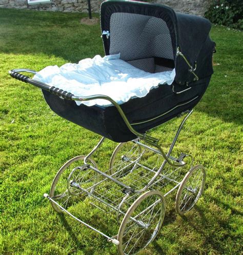 Pin By 𝕶𝖆𝖙𝖆𝖓𝖆 On Essential Baby Gears Vintage Stroller Mothercare