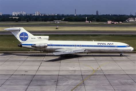 Pan American World Airways Pan Am Boeing 727 235 N4748 V1images