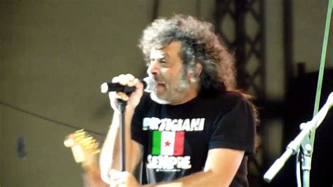 One accurate tab per song. Live Modena City Ramblers - I Cento Passi - YouTube