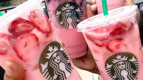 You Can Now Buy Starbucks Pink Drink At The Grocery Store