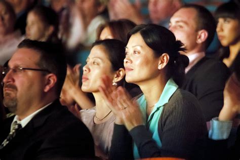 Fort Lauderdale Audience Inspired By Shen Yun Photos Falun Dafa