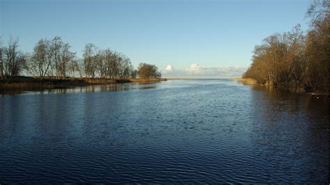 Fluss Jägala und Hängebrücke, Estland