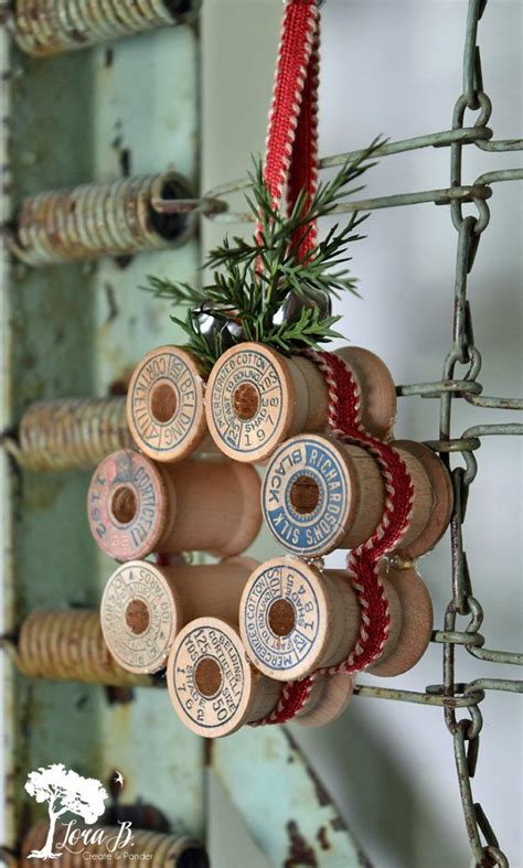 Vintage Thread Spool Mini Wreath How To Spool Crafts Handmade