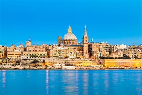 Conheça O Mar Mediterrâneo Viaje Para A Ilha De Malta Mar