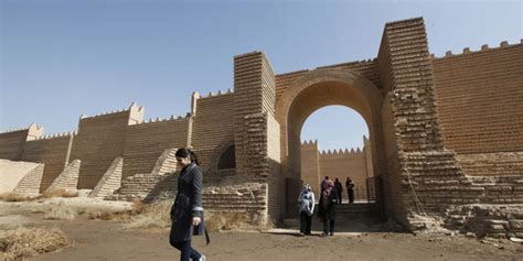 Baghdad (lfn) capital de irak (es); Freelys Kulturgeschichte „Platon in Bagdad": Es kam ein ...
