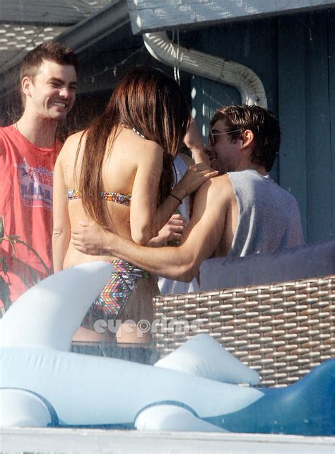 Zac And Ashley Hugging And Kissing In Malibu July 2 Zac Efron And Ashley