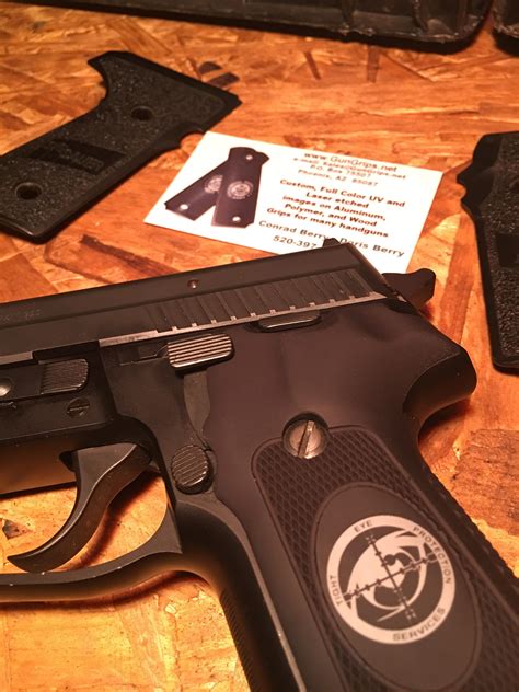 Custom Sig Sauer P229 Grips from GUNGRIPS • Spotter Up