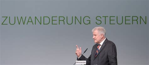 Der minister sei positiv auf das virus getestet worden und befinde sich aktuell in häuslicher isolation, teilte sein sprecher steve alter laut der nachrichtenagentur dpa mit. Seehofer: Satz "Islam gehört zu Deutschland" falsch ...