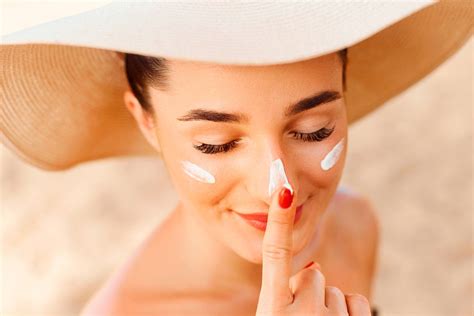 The Most Common Mistakes When Applying Sunscreen Frezyderm