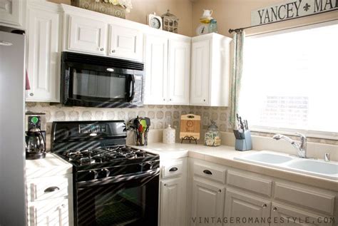 How to Perfectly Paint Kitchen Cabinets the Easy Way | Kitchen cabinets, Painting kitchen ...