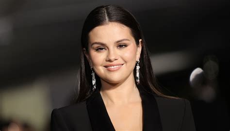 Selena Gomez In Tears Over Worsening Lupus Condition The Celeb Post