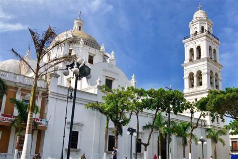 Veracruz has been my family go to since i was a kid. Cierran Catedral de Veracruz por mantenimiento de ...