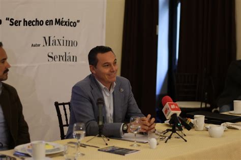 Máximo Serdán Presenta Libro Ser Hecho En México Interacción Noticias