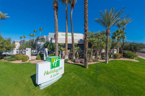 Holiday Inn And Suites Phoenix Airport North An Ihg Hotel 140 ̶1̶7̶6̶