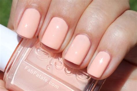 Watercolor painting by humid peach humid peach is the name of the artist whose real name is ksenia kondyleva. Essie peach nail color| A crew Interest | Nagellack ...