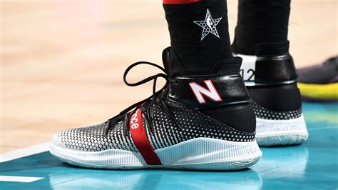 Everyday investors as well as institutional investors are beginning to add bitcoin and alternative coins to their investment portfolios. 8 Best Basketball Shoes for You to Dunk On and Off the ...