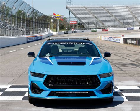 2024 Ford Mustang Gt Makes Its Nascar Pace Car Debut