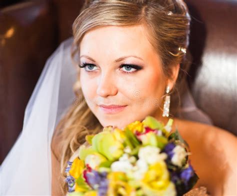 Close Up Portrait Of Pretty Bride Stock Image Image Of Life Cute