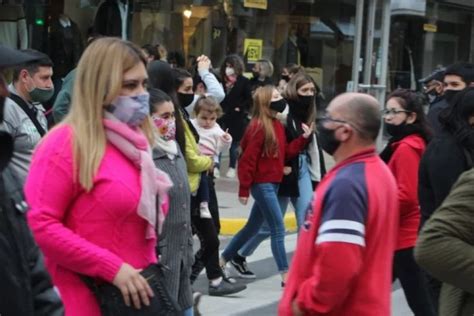 El compromiso de todos es clave para disminuir la movilidad y evitar la propagación del virus. Capital seguirá en fase 3 por una semana más - Locales ...