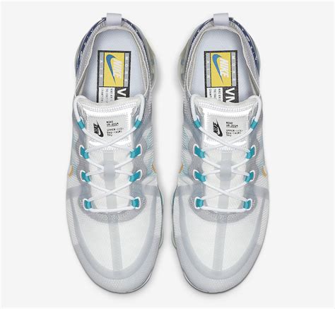 The pair replaced the midsole with an air unit and pod combo, offering you the lightest and most responsive cushioning. Nike Air VaporMax 2019 Windbreaker AO4971-300 Release Date - SBD