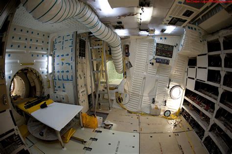 Powered Flight Deck Of The Space Shuttle Endeavour Photos Hubble Space